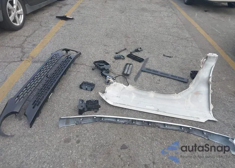 2023 Ford Bronco Wildtrak из США, поврежденный, VIN 1FMEE5DPXPLB65991